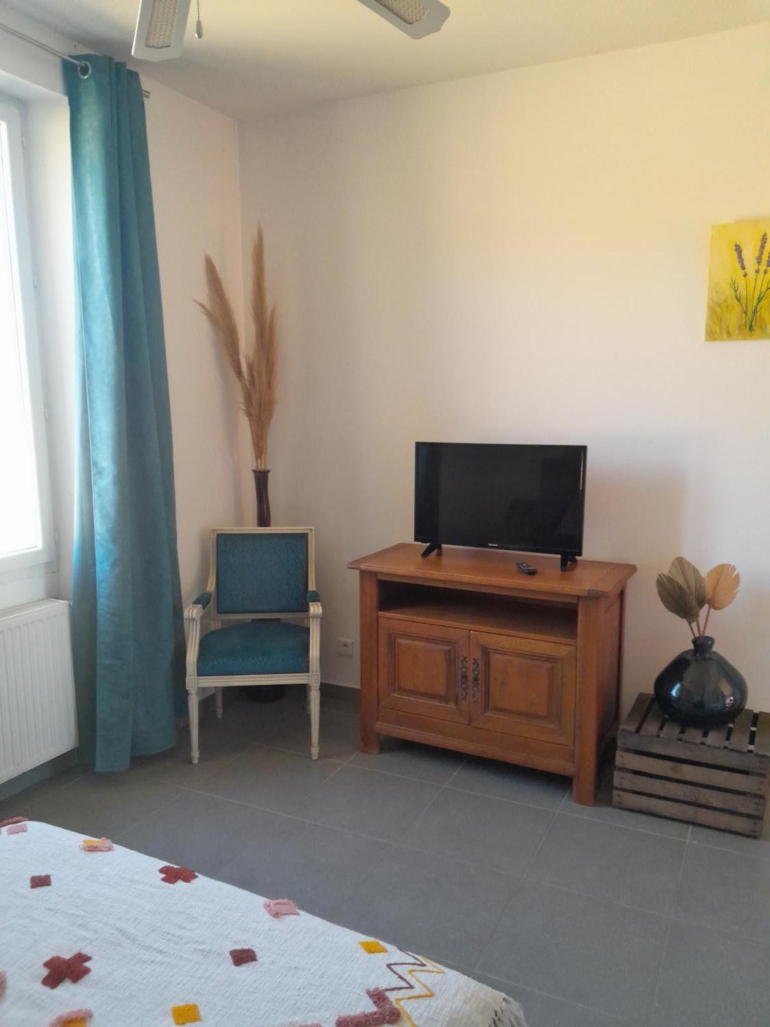 Chambres D Hotes Violetta Hyeres Exterior photo